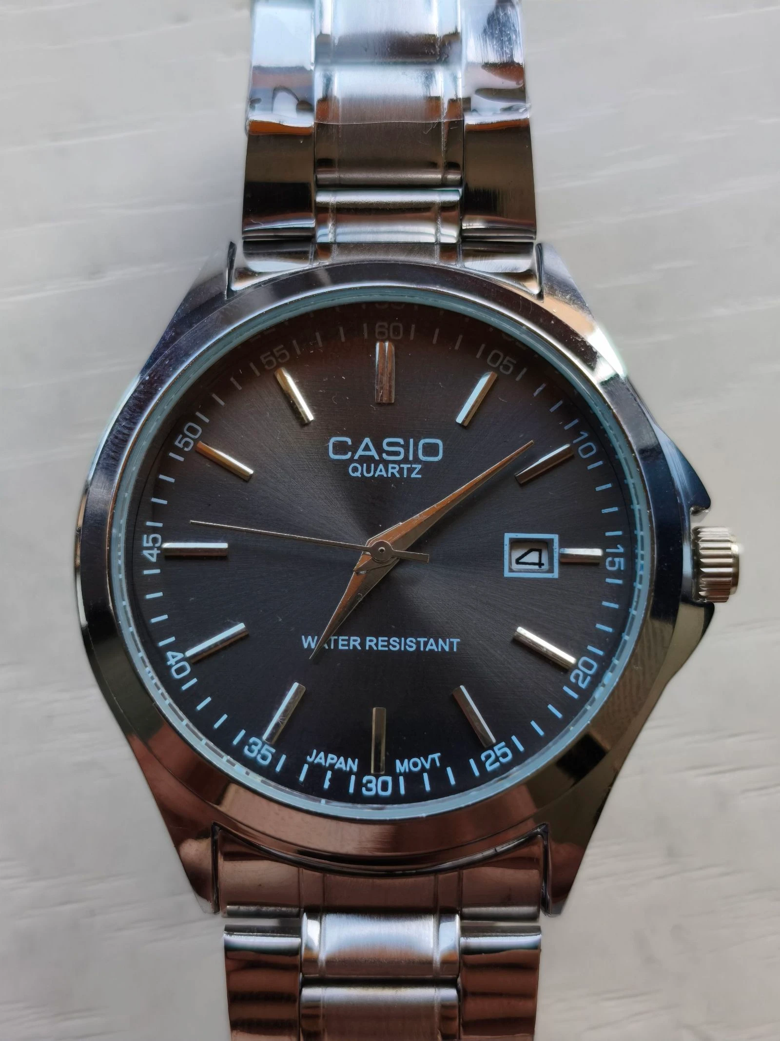 CASIO relógio vintage quartz NOVO